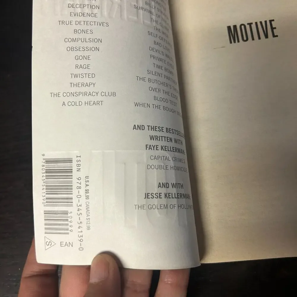 Motive : An Alex Delaware Novel by Jonathan Kellerman 2015
